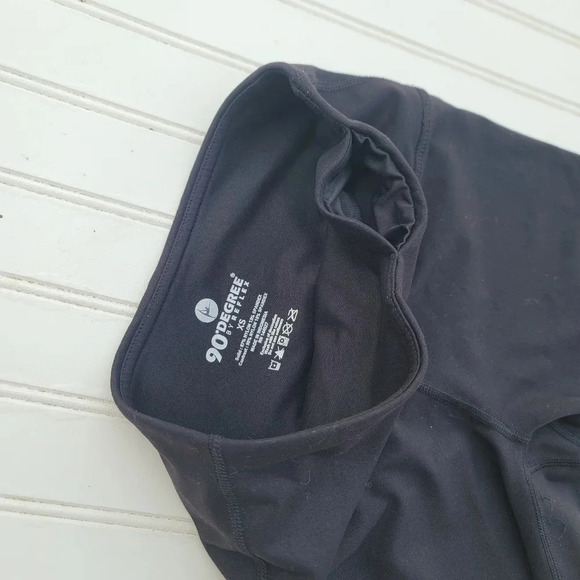 90 Degree By Reflex Women's Black High Rise Yoga Workout Training Shorts Size XS - Picture 7 of 8